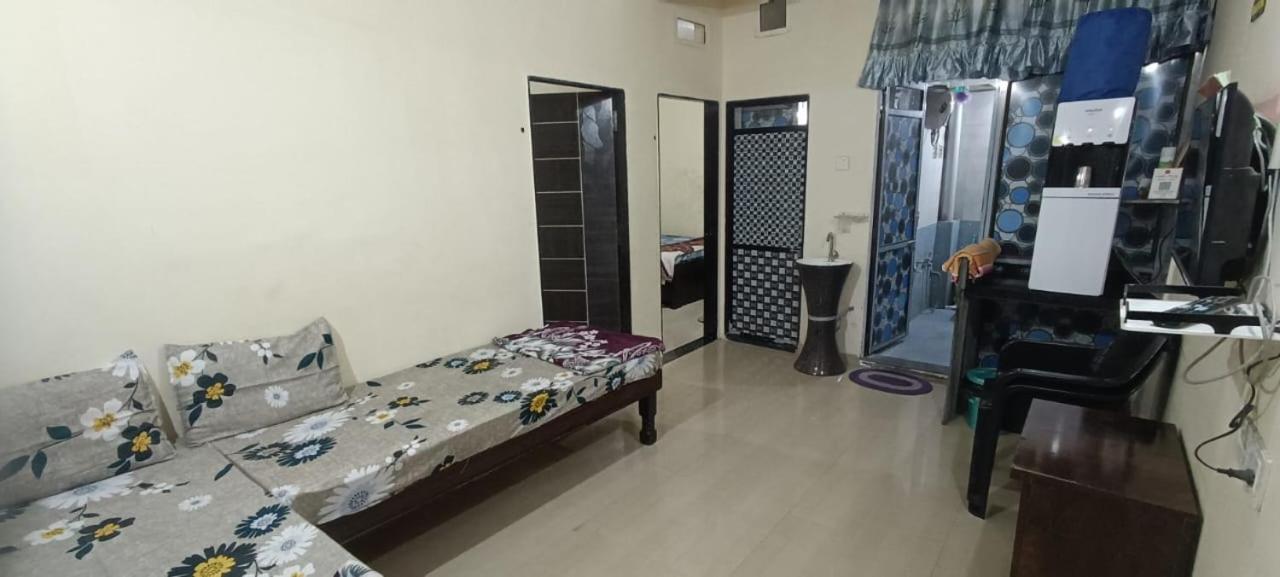 Aradhya Prime Home Stay Garudeshwar Kültér fotó